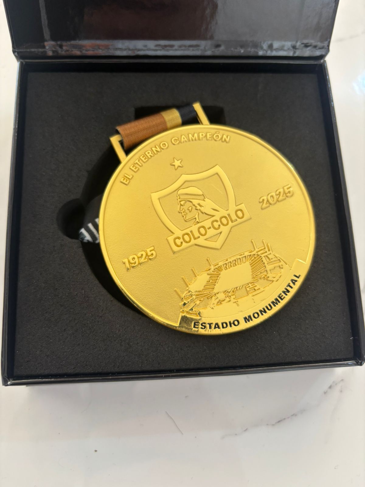 🏆 MEDALLA CONMEMORATIVA COLO-COLO CENTENARIO 1925–2025 🏆